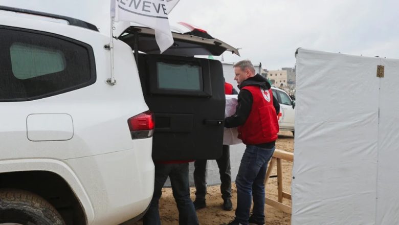 हमासले इसराइललाई हस्तान्तरण गर्‍यो थप ४ बन्धकको शव